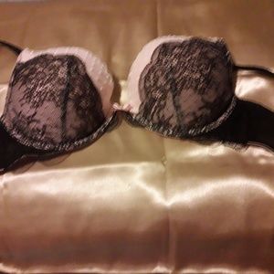 Victoria Secret 34C Bra